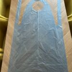 Престилки полиетилен син/бял – 100 бр | Еднократни, водоустойчиви, защитни